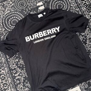 Burberry Black T-Shirt size L